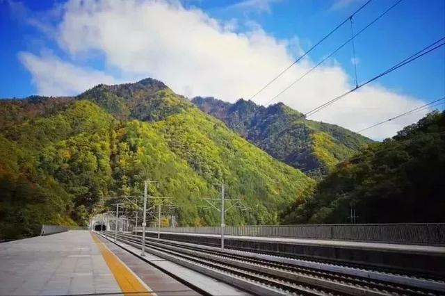 �ҹ��������������̡������й�������·��������Ͷ��814.9��