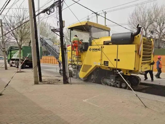 �����ƽ�������·��ˮ���칤�� �µ׿�����